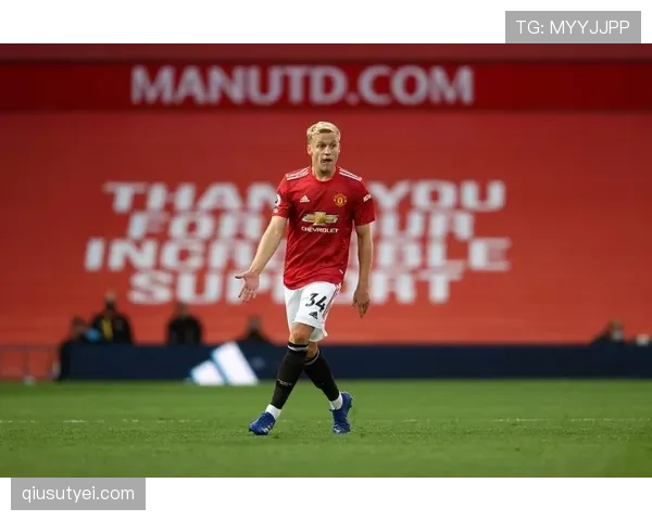 卡马文加与坎特的防守覆盖能力差距：机动性、预判与战术角色解析